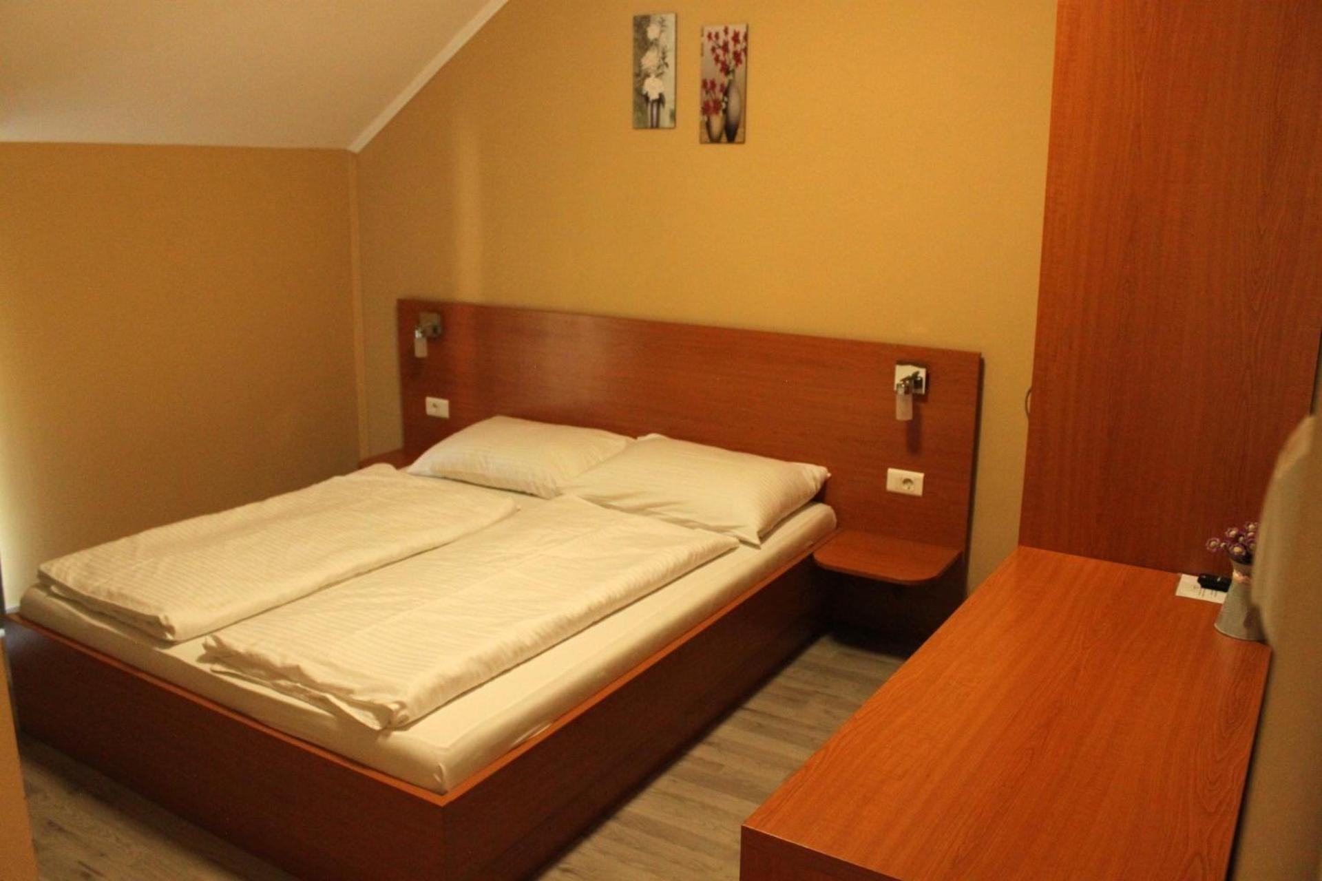 Guesthouse Režekov podrum Jastrebarsko Eksteriør billede